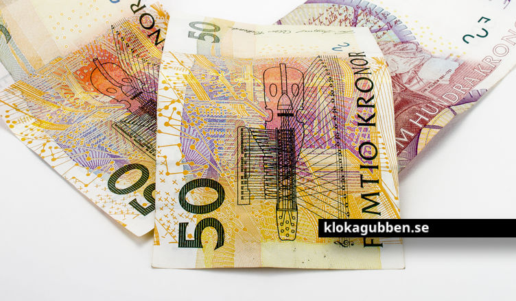 Tjäna extra pengar genom arbete hemifrån - tips om extrajobb som kan vara lönsamma hemifrån.